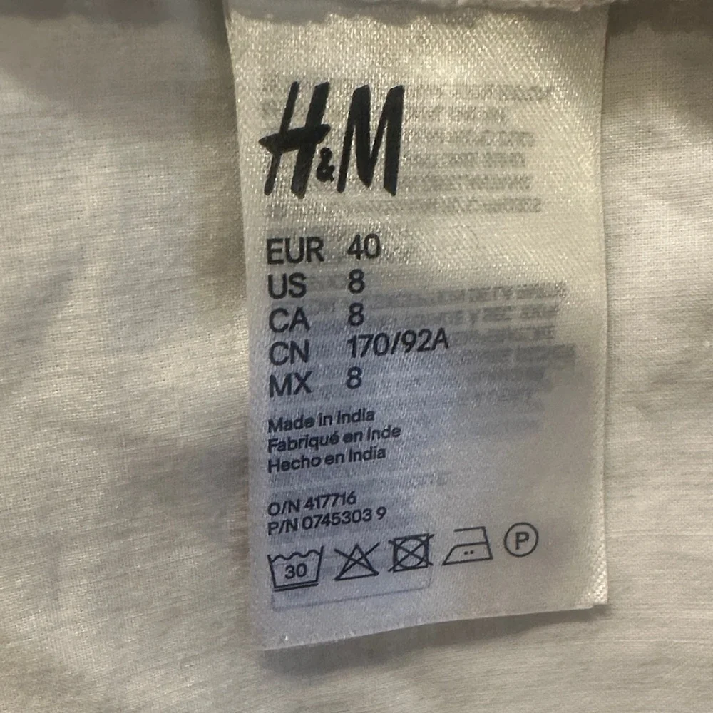 H&M White Lace Halter Corseted‎ Crop Top with V Hem Size 8 - Picture 7 of 8